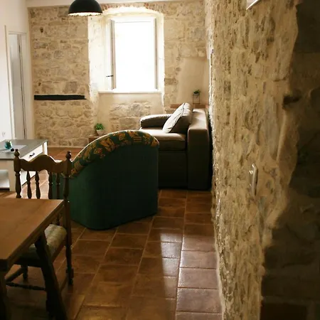 Apartment Apartman Piazza